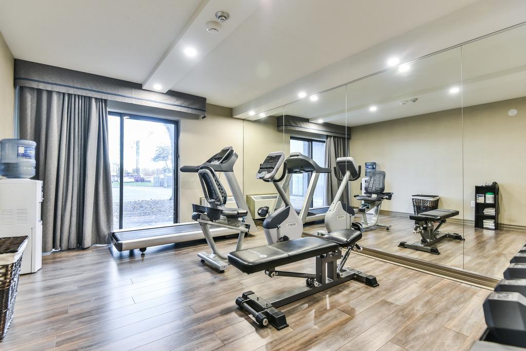 Comfort Inn Aeroport Dorval Ngoại thất bức ảnh